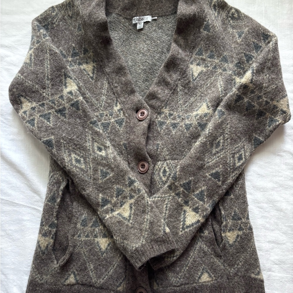 100% Lambswool Sweater - image 1